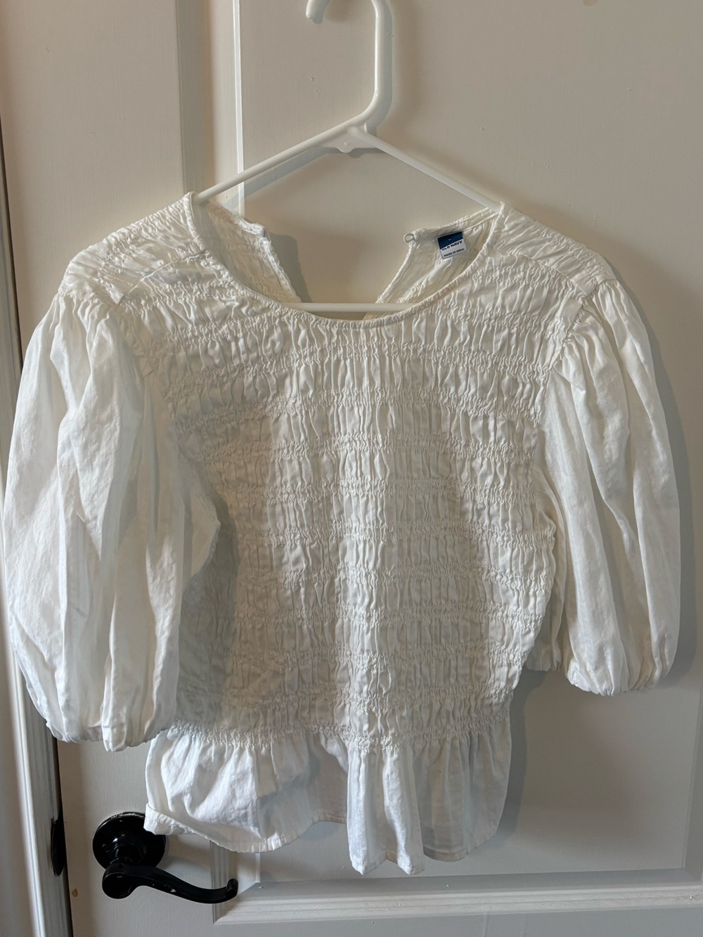 Old Navy White Smocked Puff-Sleeve Blouse
